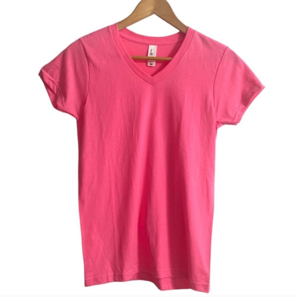 Hot Pink Short Sleeve V Neck Tee Size S